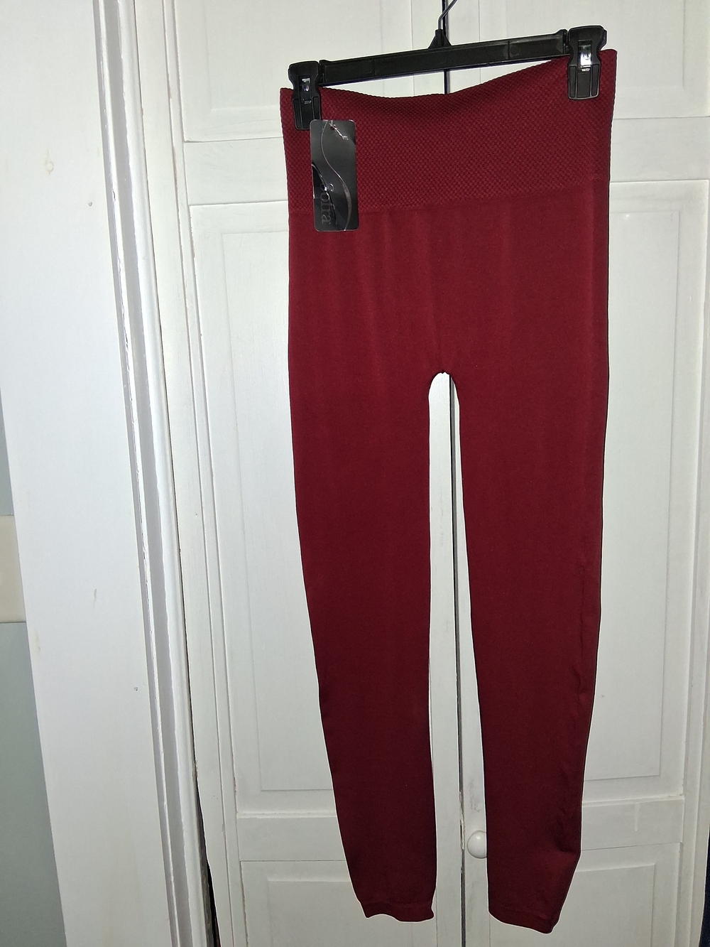 Sofra Women's High-Waist Burgundy Leggings